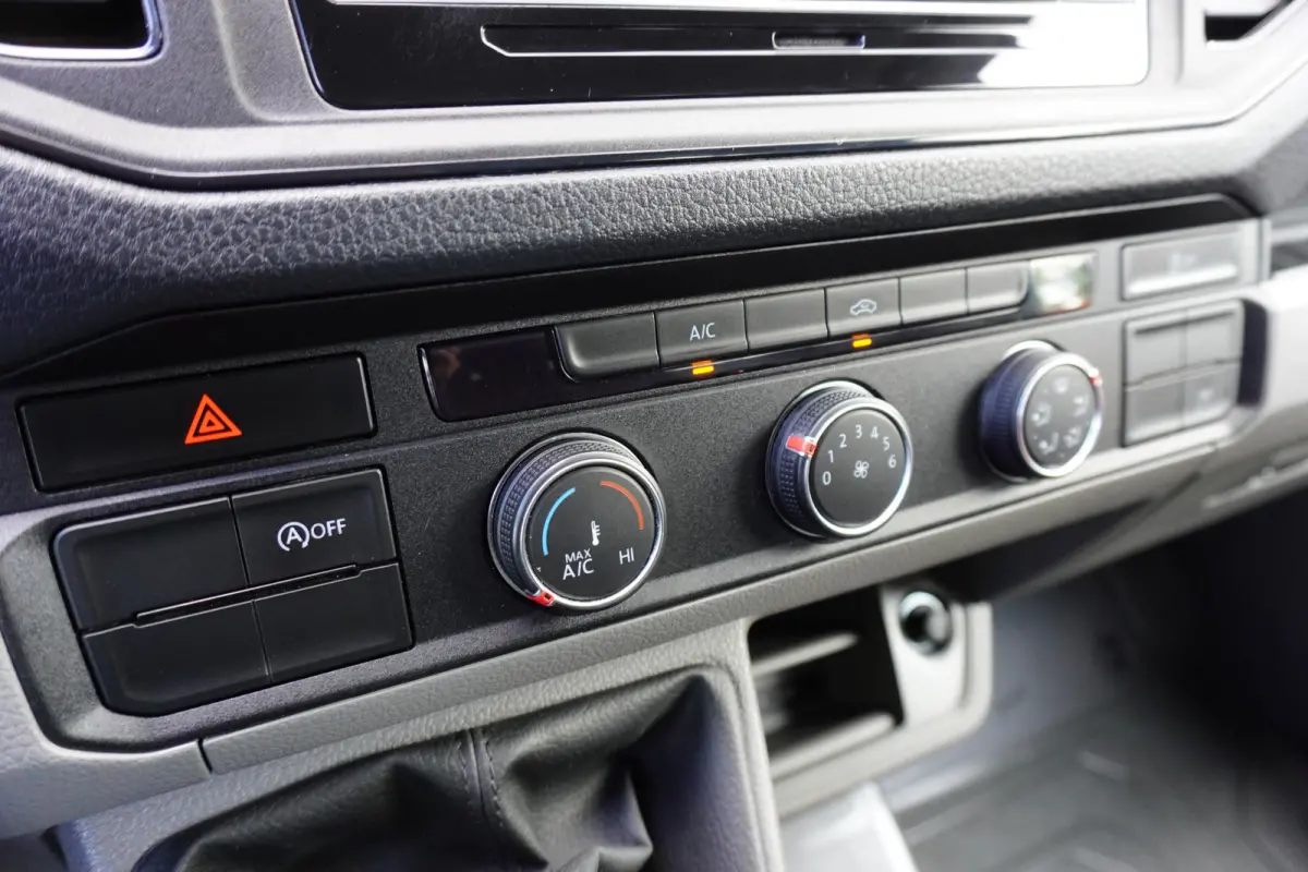 140pk L3H3/L2H2 7 persoons Apple carplay Airco kunstleder