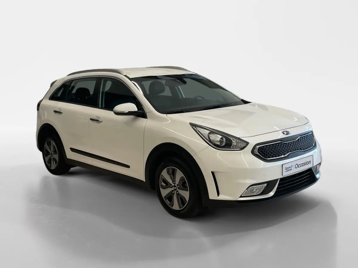 1.6 GDi Hybrid DynamicLine | Climate Control | Cruise Control | Camera | Navigatie | Bluetooth |