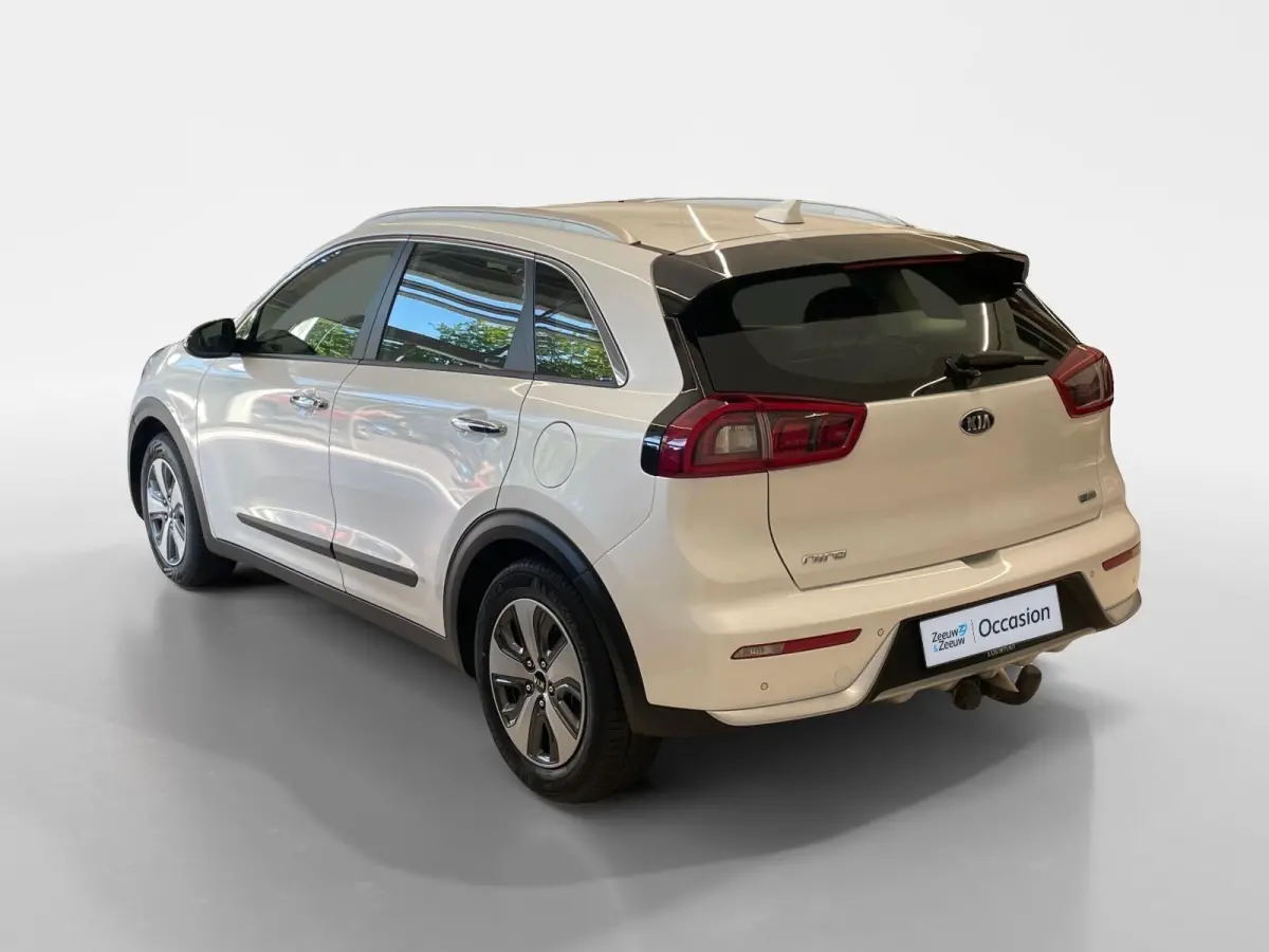 1.6 GDi Hybrid DynamicLine | Climate Control | Cruise Control | Camera | Navigatie | Bluetooth |