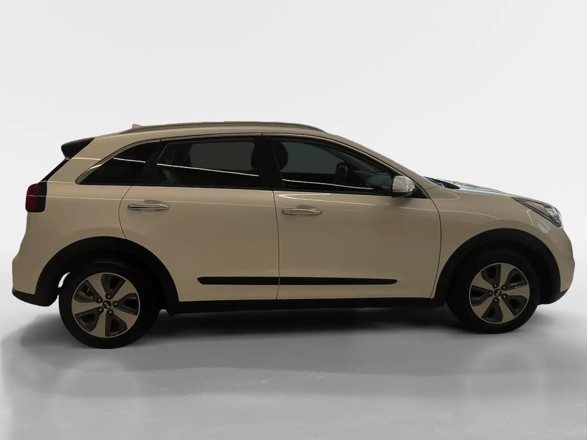1.6 GDi Hybrid DynamicLine | Climate Control | Cruise Control | Camera | Navigatie | Bluetooth |