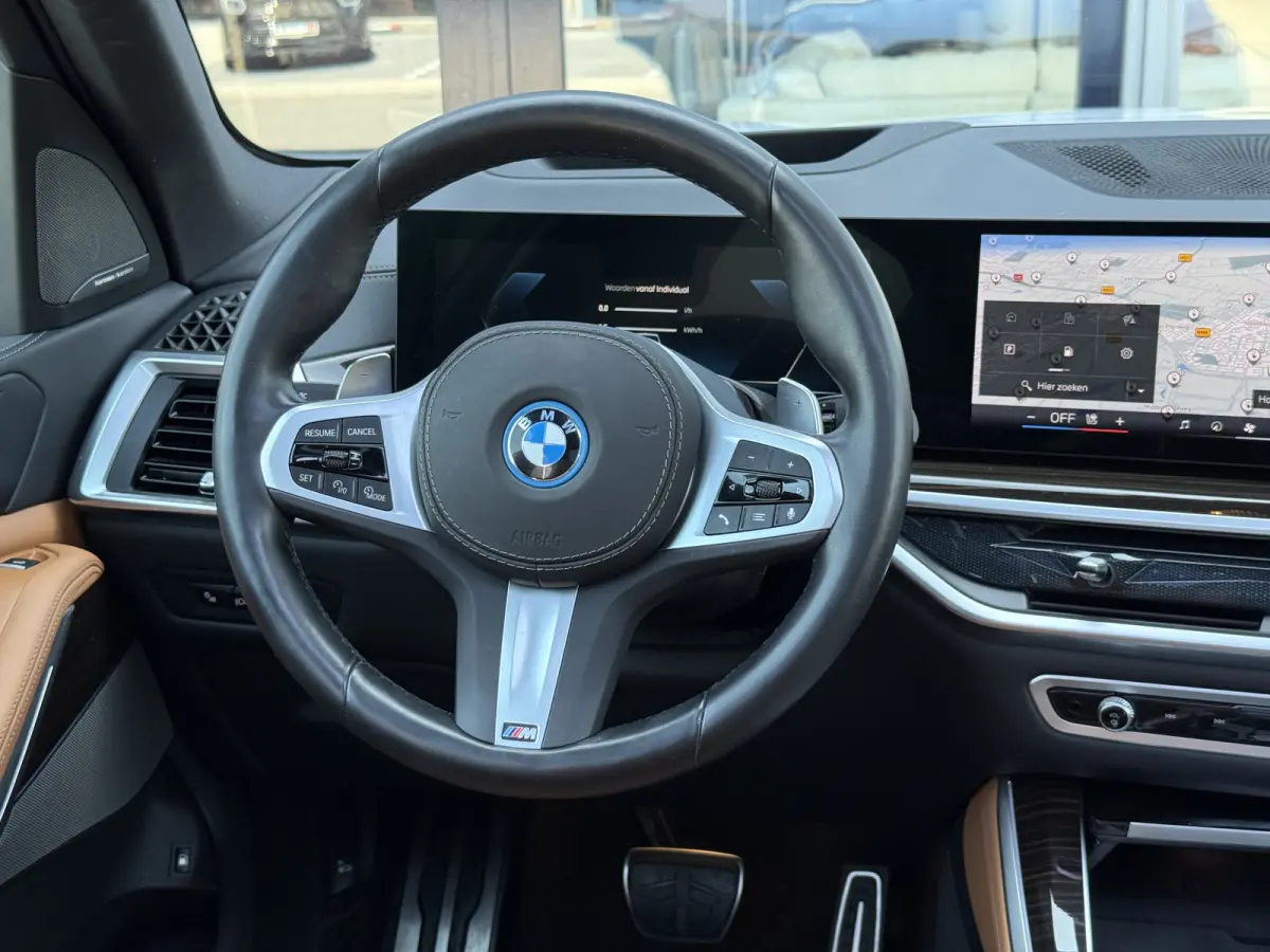 xDrive50e M-Sport