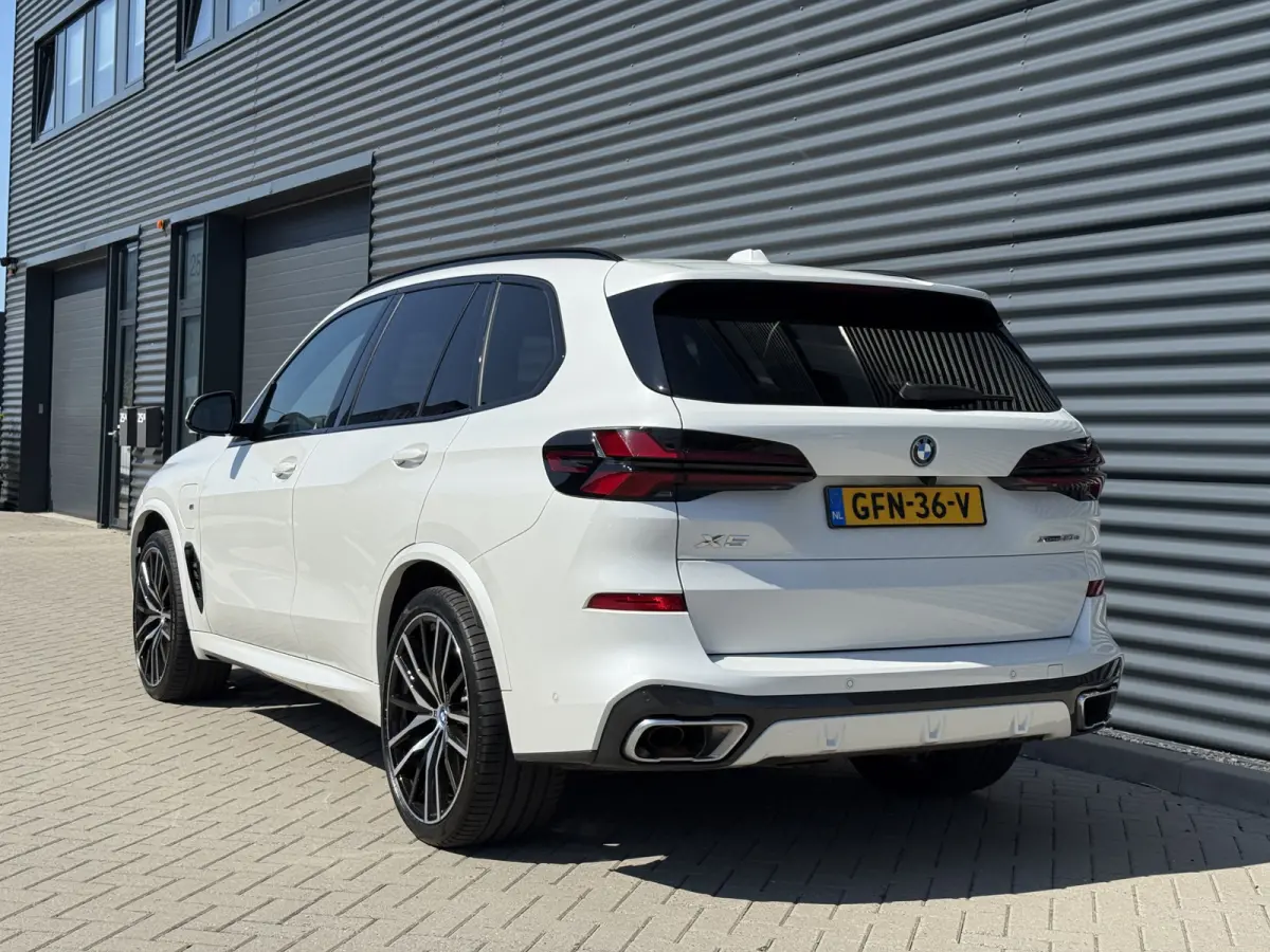 xDrive50e M-Sport