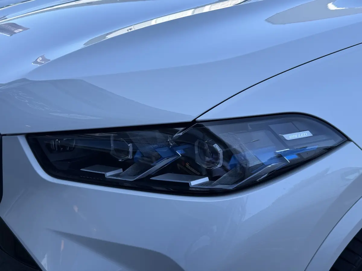 xDrive50e M-Sport