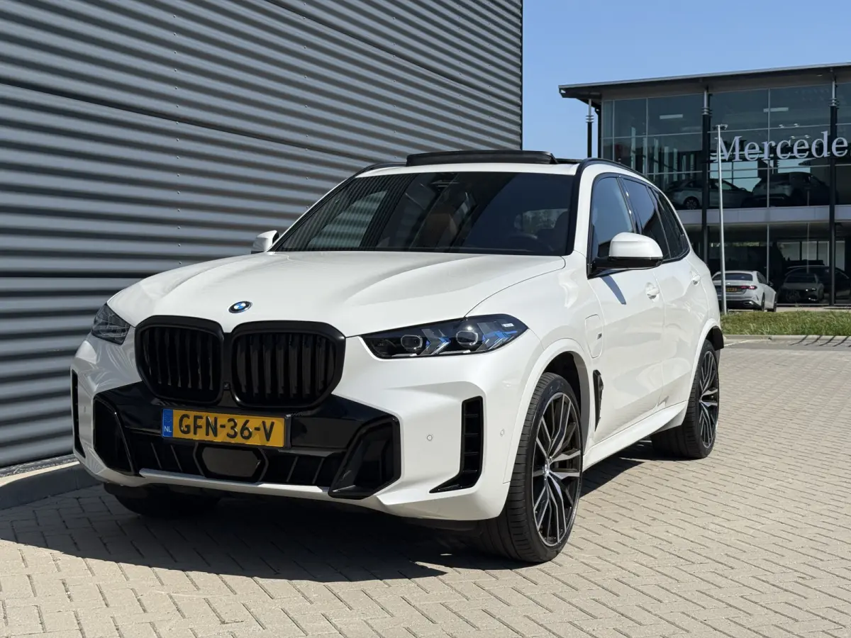 xDrive50e M-Sport