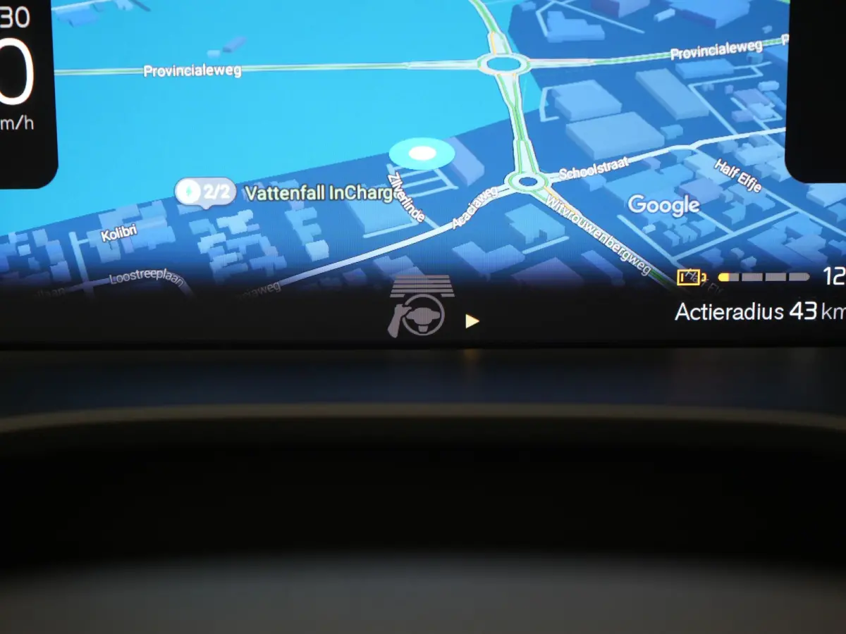 Ultimate 70 kWh 231pk Dealer O.H | Panodak | Adaptive Cruise | Harman / Kardon | 360 Camera | Alcantara Sportstoelen Memory & Verwarmd | Apple Carplay | Keyless | Stuurverwarming | BLIS | Go