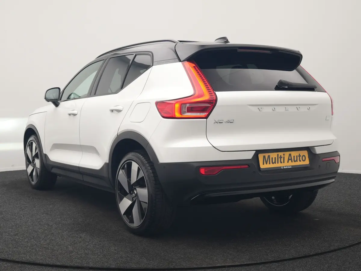 Ultimate 70 kWh 231pk Dealer O.H | Panodak | Adaptive Cruise | Harman / Kardon | 360 Camera | Alcantara Sportstoelen Memory & Verwarmd | Apple Carplay | Keyless | Stuurverwarming | BLIS | Go