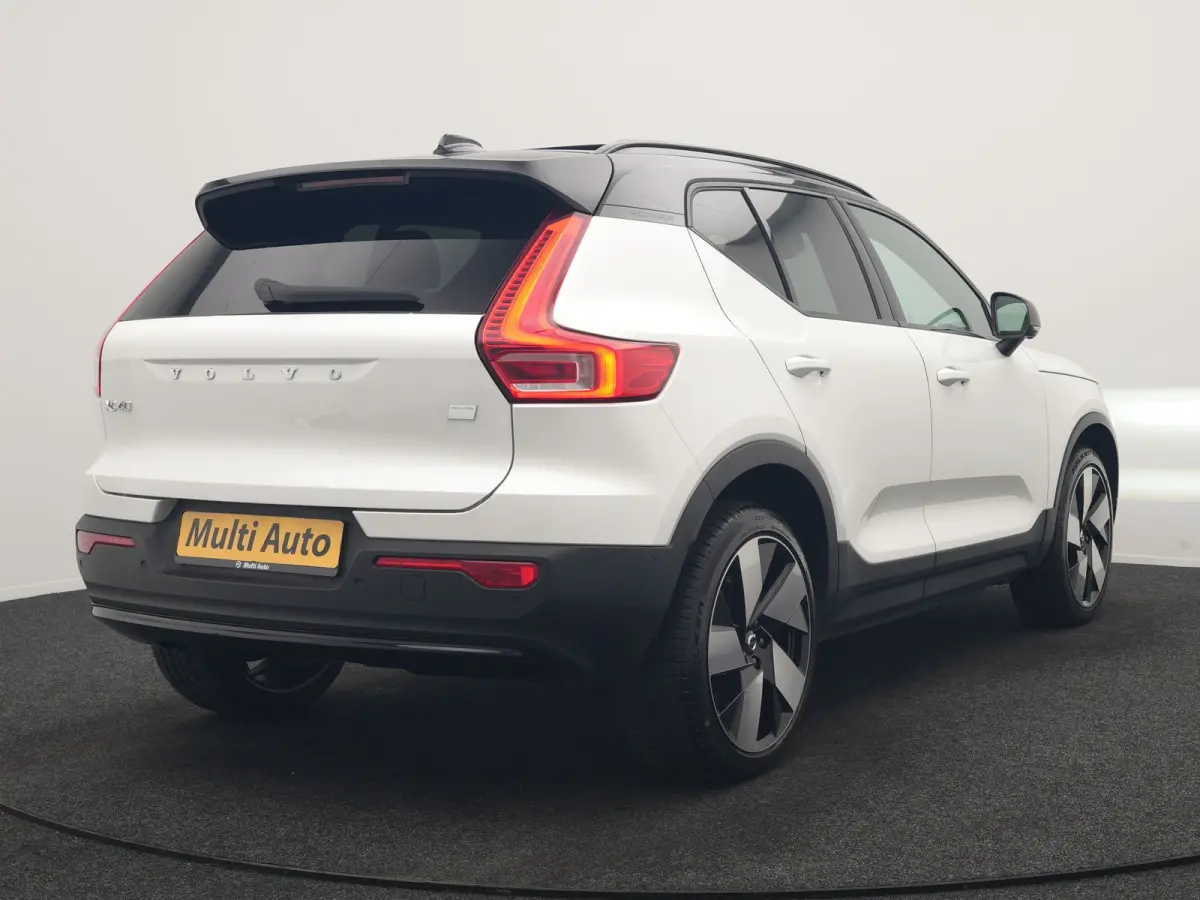 Ultimate 70 kWh 231pk Dealer O.H | Panodak | Adaptive Cruise | Harman / Kardon | 360 Camera | Alcantara Sportstoelen Memory & Verwarmd | Apple Carplay | Keyless | Stuurverwarming | BLIS | Go