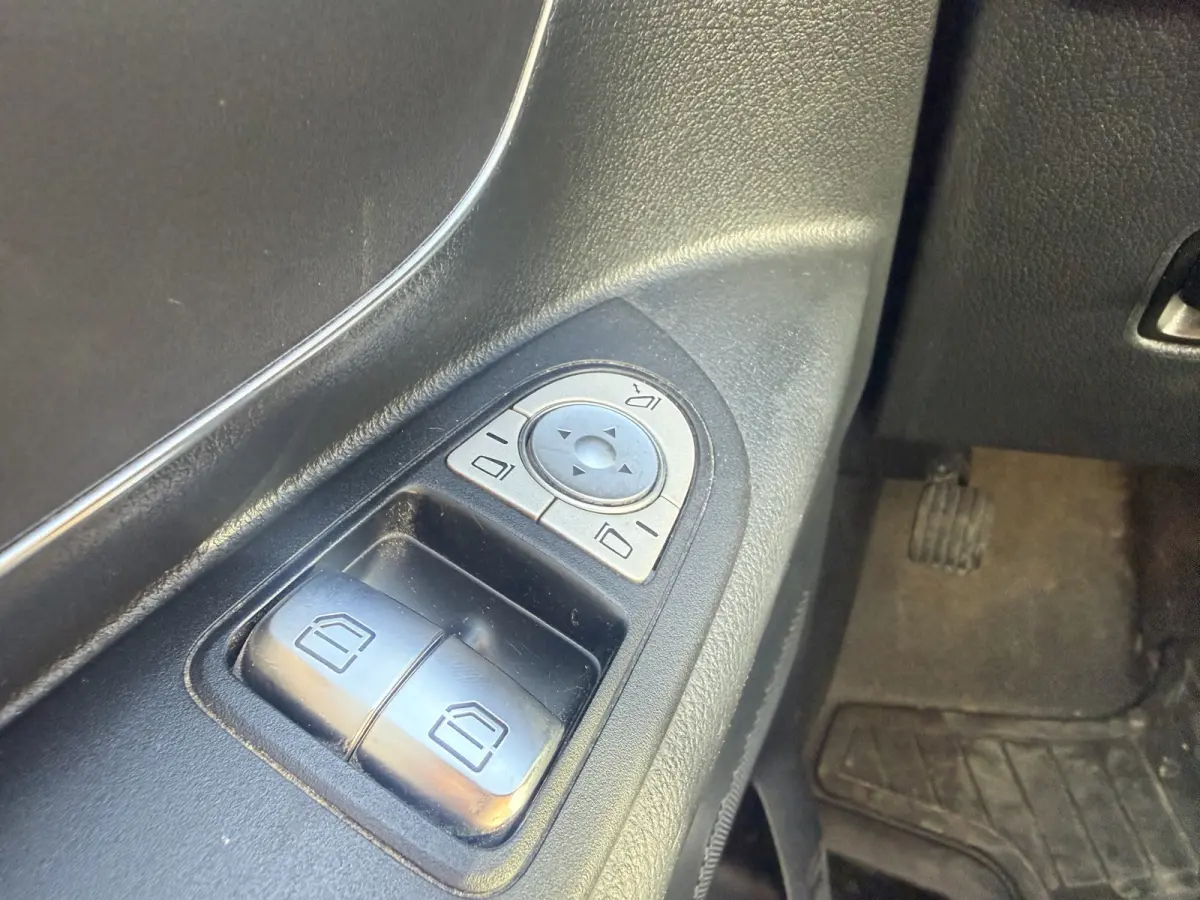 119 1.9 CDI L2H1 190pk Automaat LED Dubbele Schuif Cruise control Climate control Trekhaak Carplay Parkeersensoren v+a