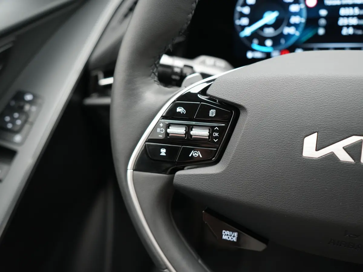 1.6 GDi ExecutiveLine PHEV 182pk Dealer O.H | Adaptive Cruise | Camera | Harman / Kardon | Lederen Sporstoelen Memory & Ventilatie | Keyless | Apple Carplay | Stoel & Stuurverwarming | BLIS 