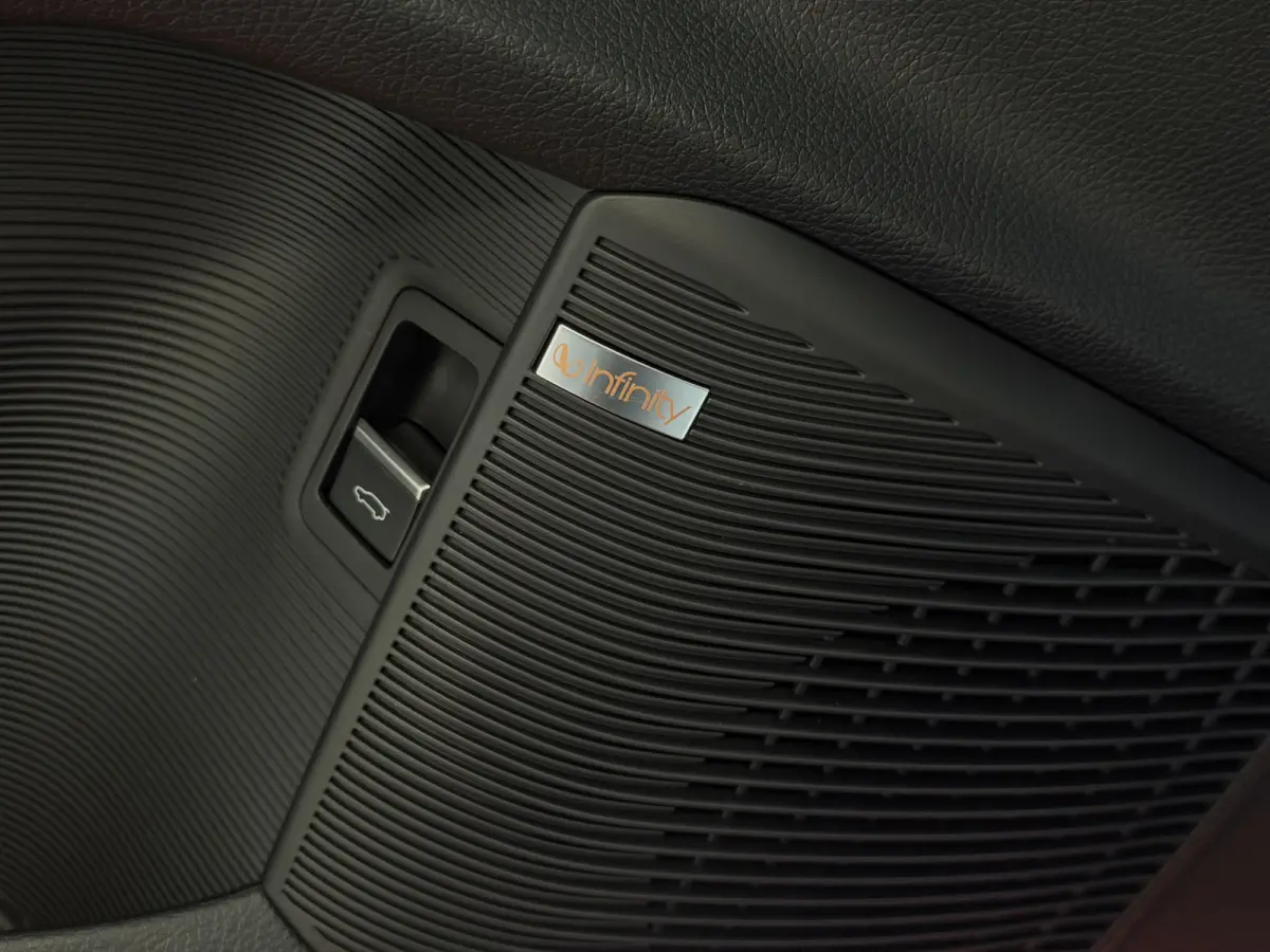 1.5 T DM-i AWD 324PK bruin/leer Pano Dak Head‑Up 360° Camera Stoel‑/Stuurverwarming Stoelventilatie Infinity Audio 6 JAAR GARANTIE phev