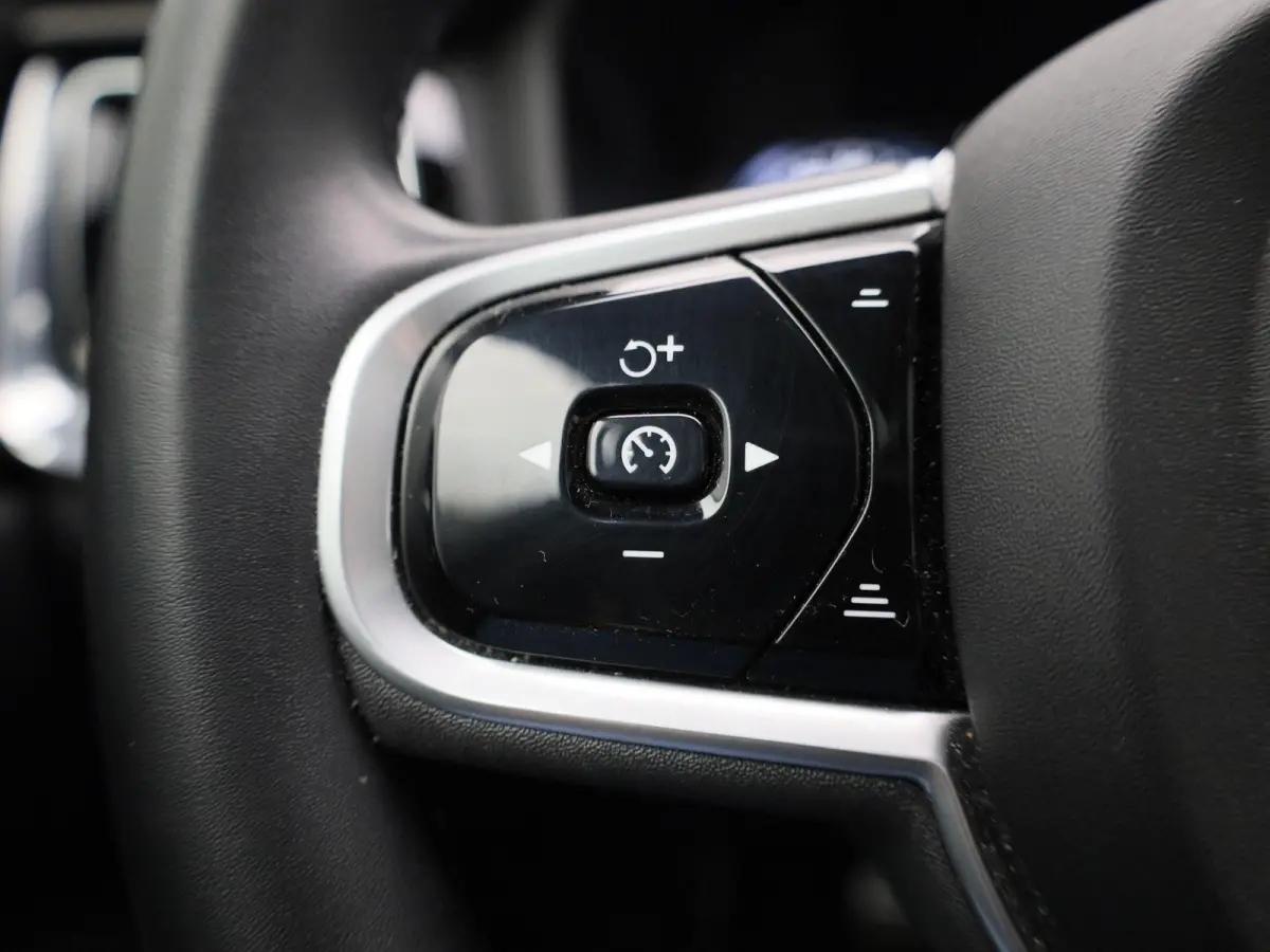 2.0 T8 AWD Polestar Engineered PHEV | PANORAMADAK | TREKHAAK | LEDER | NAVIGATIE