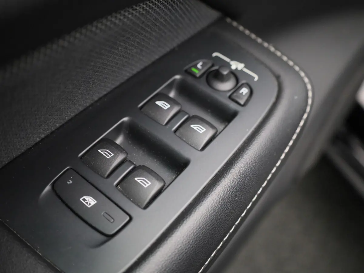 2.0 T8 AWD Polestar Engineered PHEV | PANORAMADAK | TREKHAAK | LEDER | NAVIGATIE