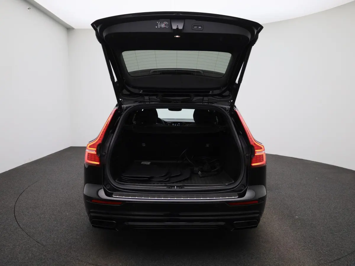 2.0 T8 AWD Polestar Engineered PHEV | PANORAMADAK | TREKHAAK | LEDER | NAVIGATIE