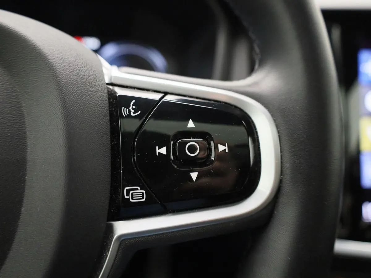 2.0 T8 AWD Polestar Engineered PHEV | PANORAMADAK | TREKHAAK | LEDER | NAVIGATIE