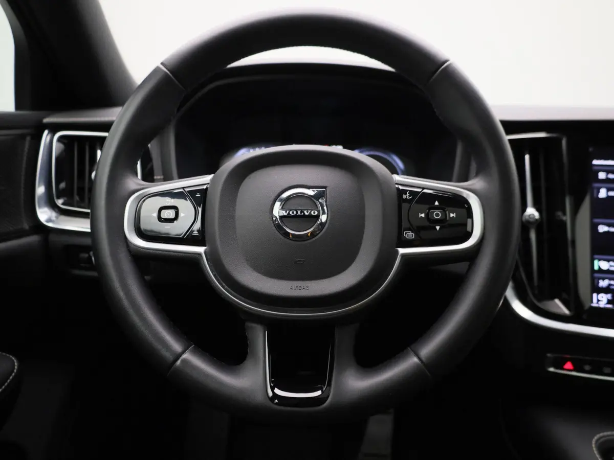 2.0 T8 AWD Polestar Engineered PHEV | PANORAMADAK | TREKHAAK | LEDER | NAVIGATIE