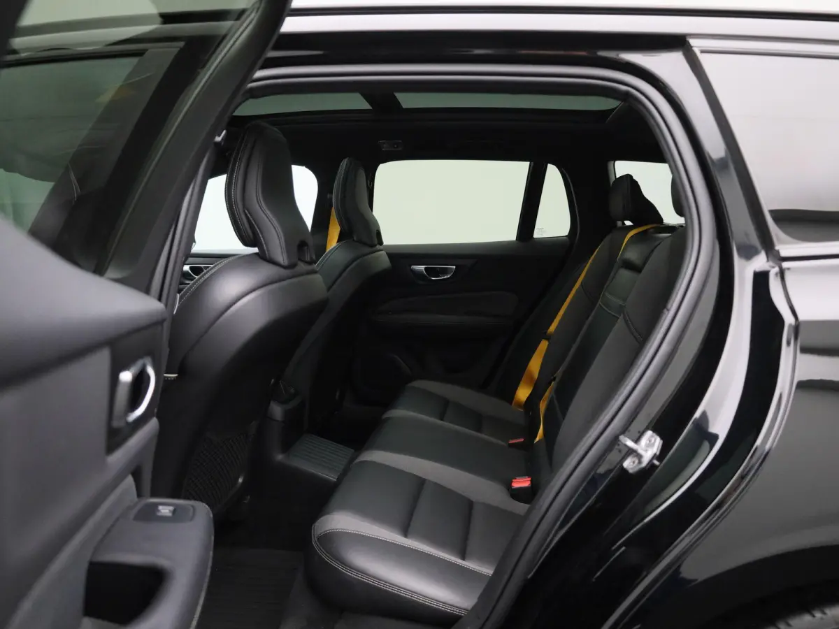 2.0 T8 AWD Polestar Engineered PHEV | PANORAMADAK | TREKHAAK | LEDER | NAVIGATIE