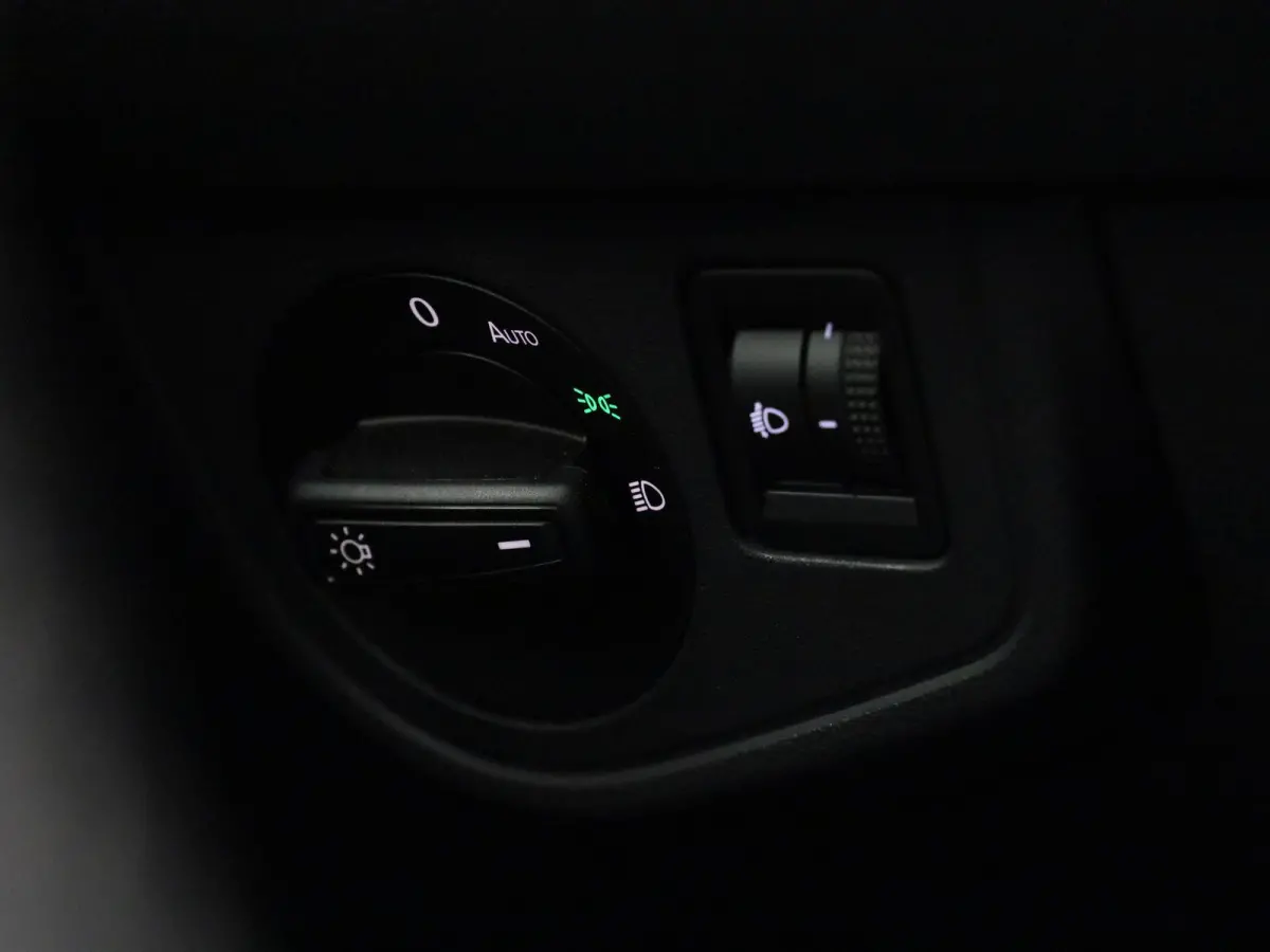 1.0 TSI Life