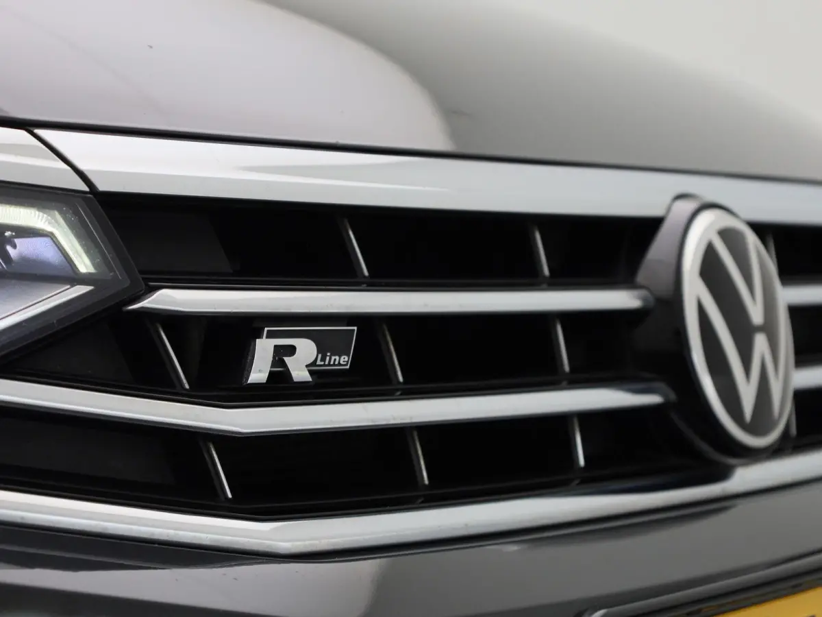 1.5 TSI R-Line Business + AUTOMAAT | NAVIGATIE | CAMERA | MASSAGE | STOELVERWARMING