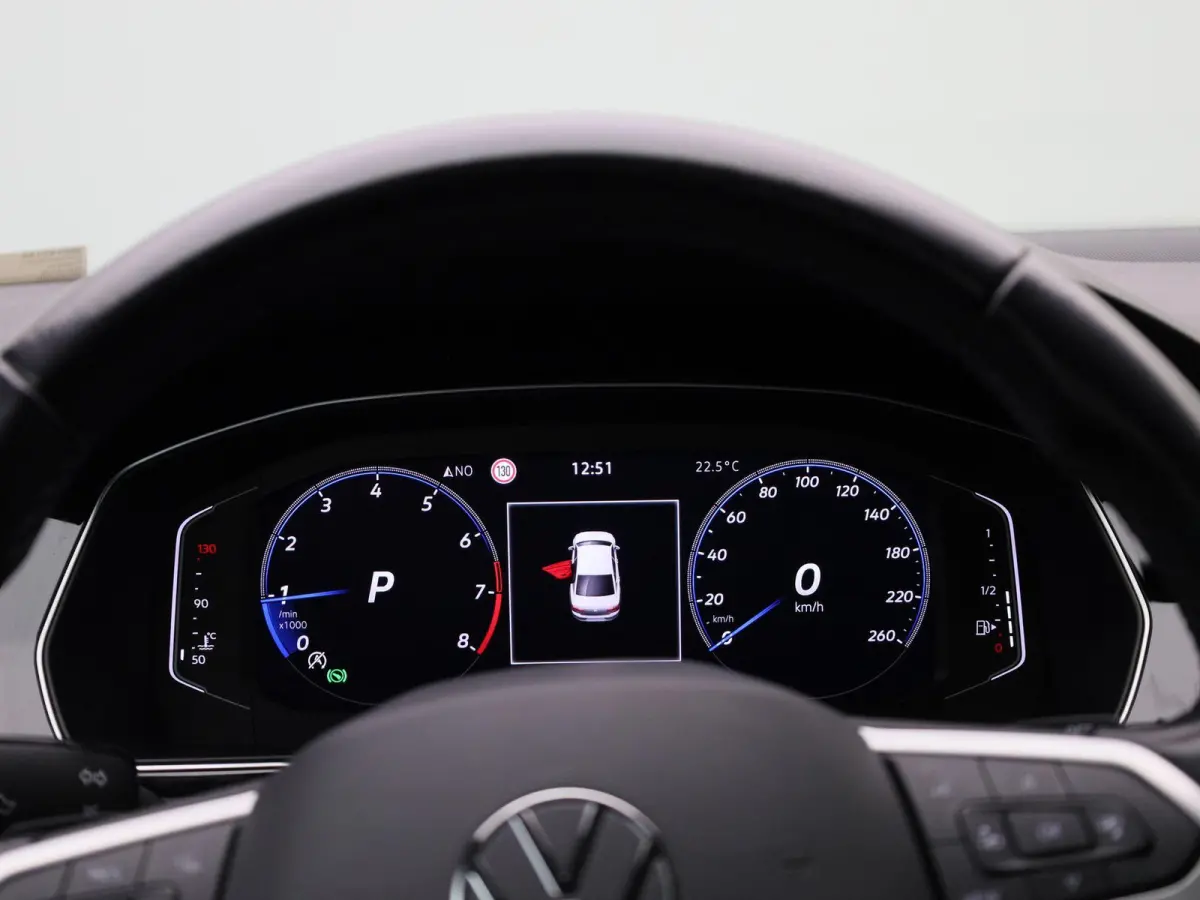 1.5 TSI R-Line Business + AUTOMAAT | NAVIGATIE | CAMERA | MASSAGE | STOELVERWARMING