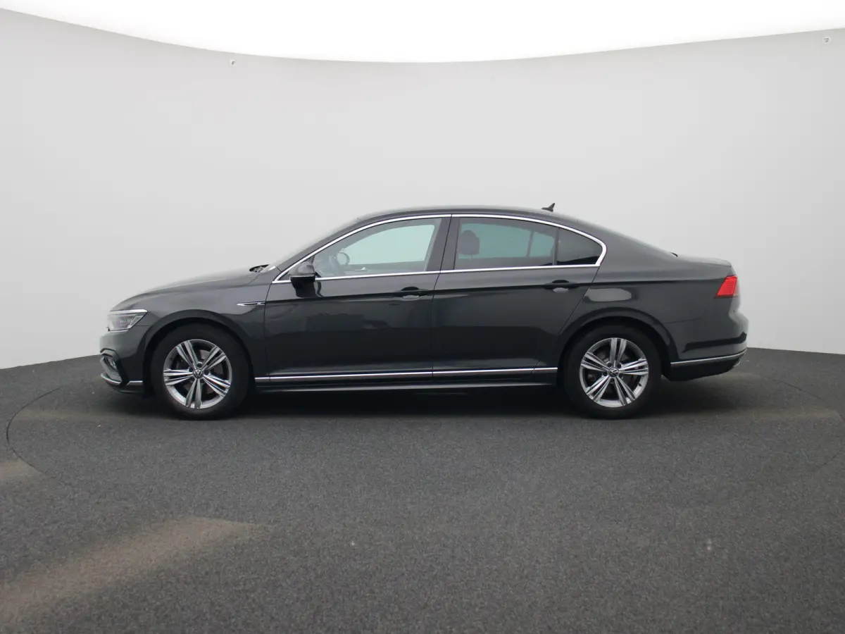 1.5 TSI R-Line Business + AUTOMAAT | NAVIGATIE | CAMERA | MASSAGE | STOELVERWARMING