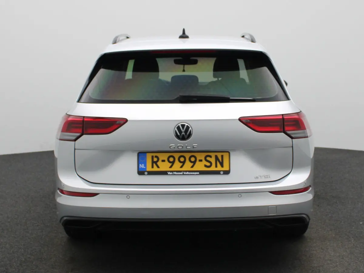 1.0 eTSI Life Business AUTOMAAT | NAVIGATIE | PARKEERSENSOREN