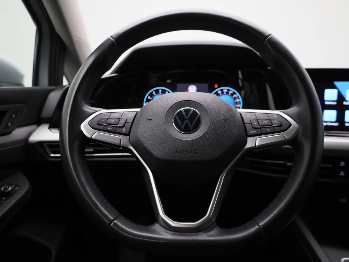 1.0 eTSI Life Business AUTOMAAT | NAVIGATIE | PARKEERSENSOREN