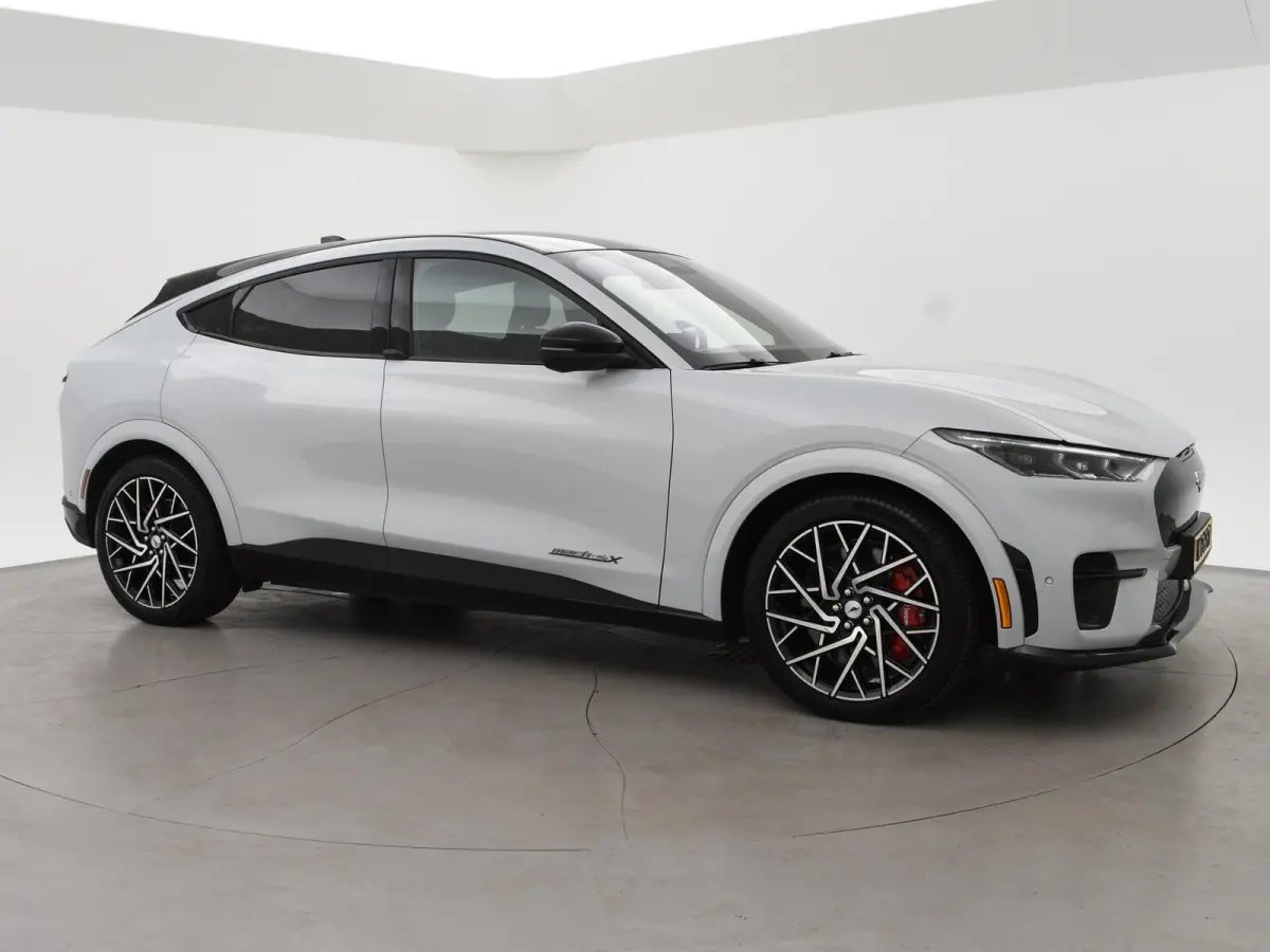 GT EXTENDED AWD 98 KWH 487 PK SOH 92% BTW + BREMBO | 20 INCH | B&O | PANORAMA
