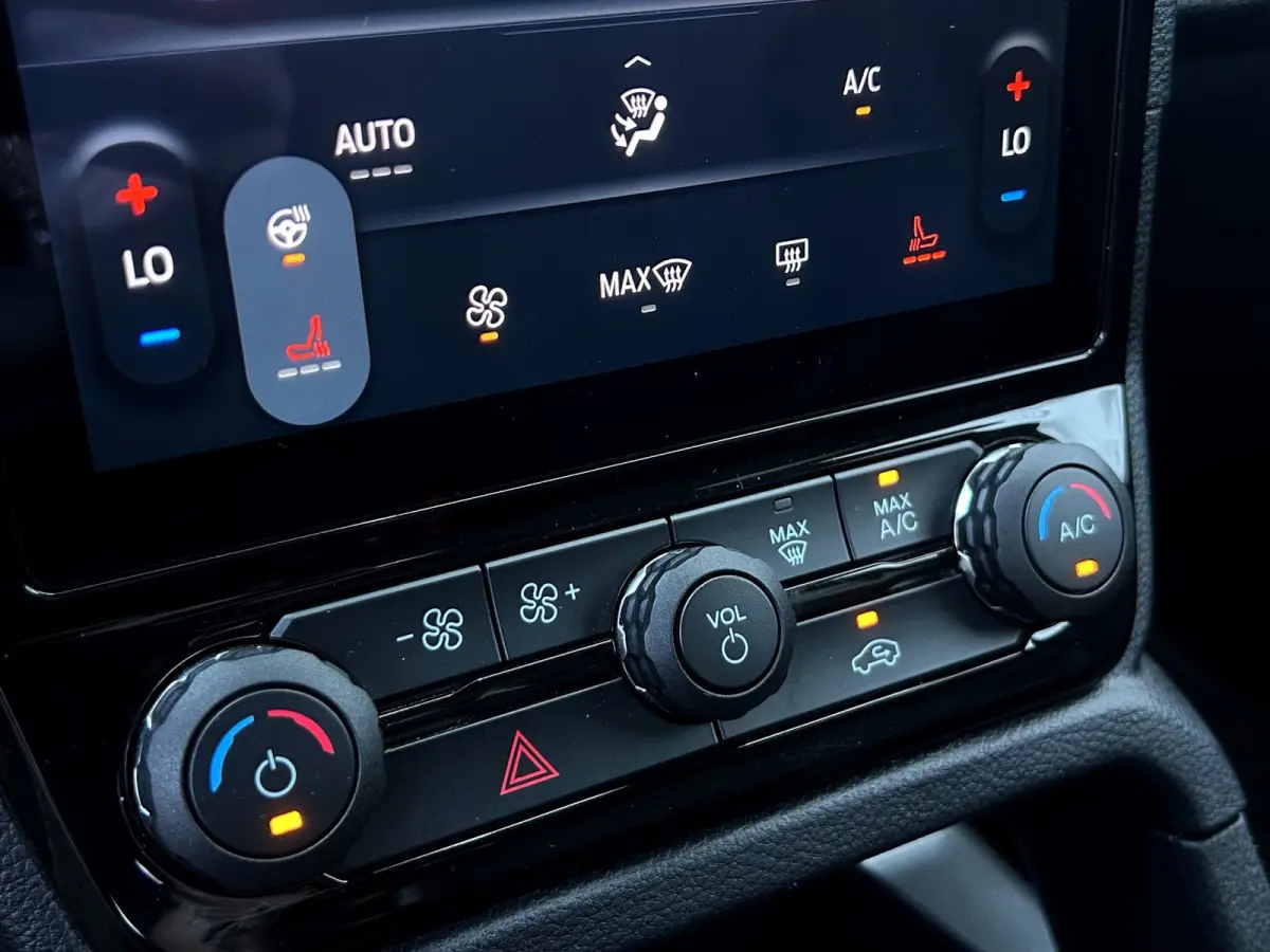 2.0 EcoBlue Wildtrak | Trekhaak | 360 camera | Stoelverwarming | Cruise Control
