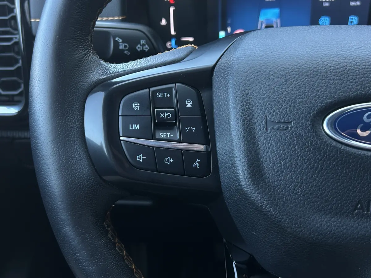 2.0 EcoBlue Wildtrak | Trekhaak | 360 camera | Stoelverwarming | Cruise Control