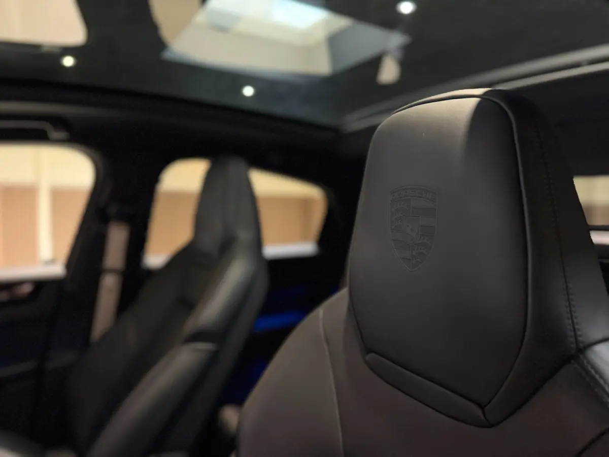 3.0 E-Hybrid|Pano|360|HUD|BOSE|Memory|