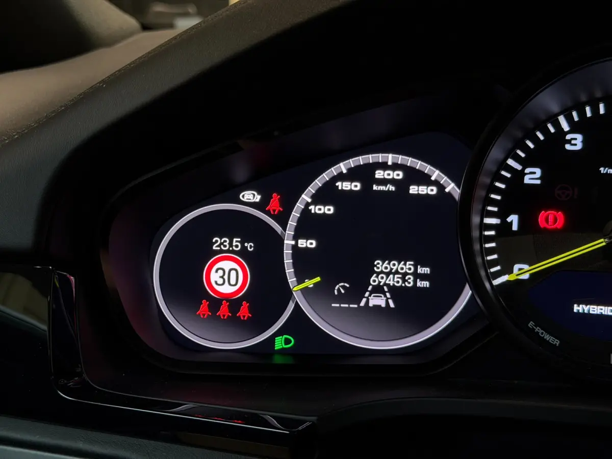 3.0 E-Hybrid|Pano|360|HUD|BOSE|Memory|