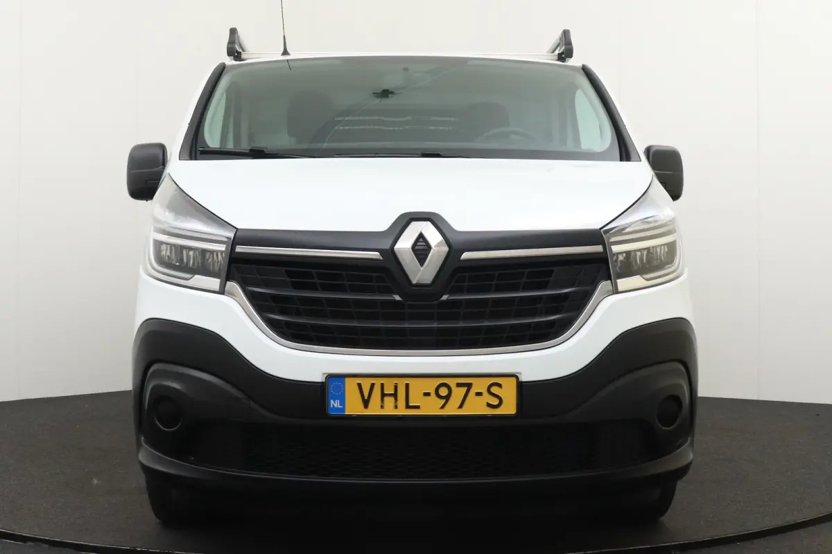 2.0 dCi 120 T29 L2H1 Comfort Trekhaak Imperiaal betonplex vloer