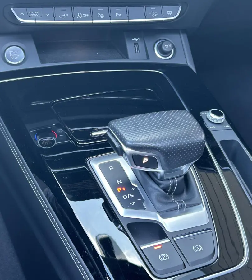 55 TFSI e S edition | ZEER NETTE STAAT | 1e Eigenaar | Volledig Dealeronderhouden | 3x S-Line | PANO | Luchtvering | Matrix |