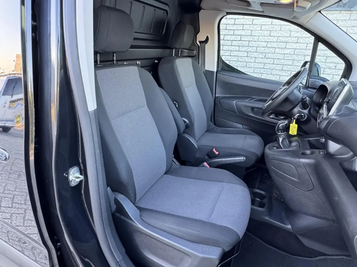 1.6D Edition Trekhaak/Carplay/Navi/Cruise/DAB/Parkeersensoren