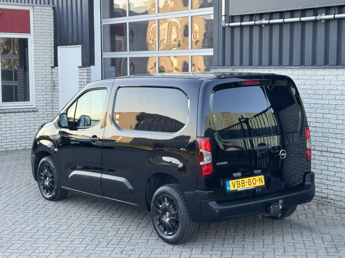 1.6D Edition Trekhaak/Carplay/Navi/Cruise/DAB/Parkeersensoren
