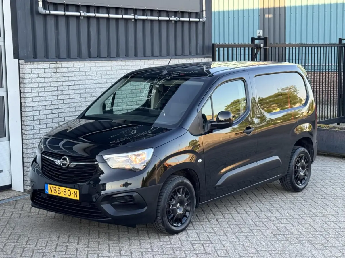 1.6D Edition Trekhaak/Carplay/Navi/Cruise/DAB/Parkeersensoren