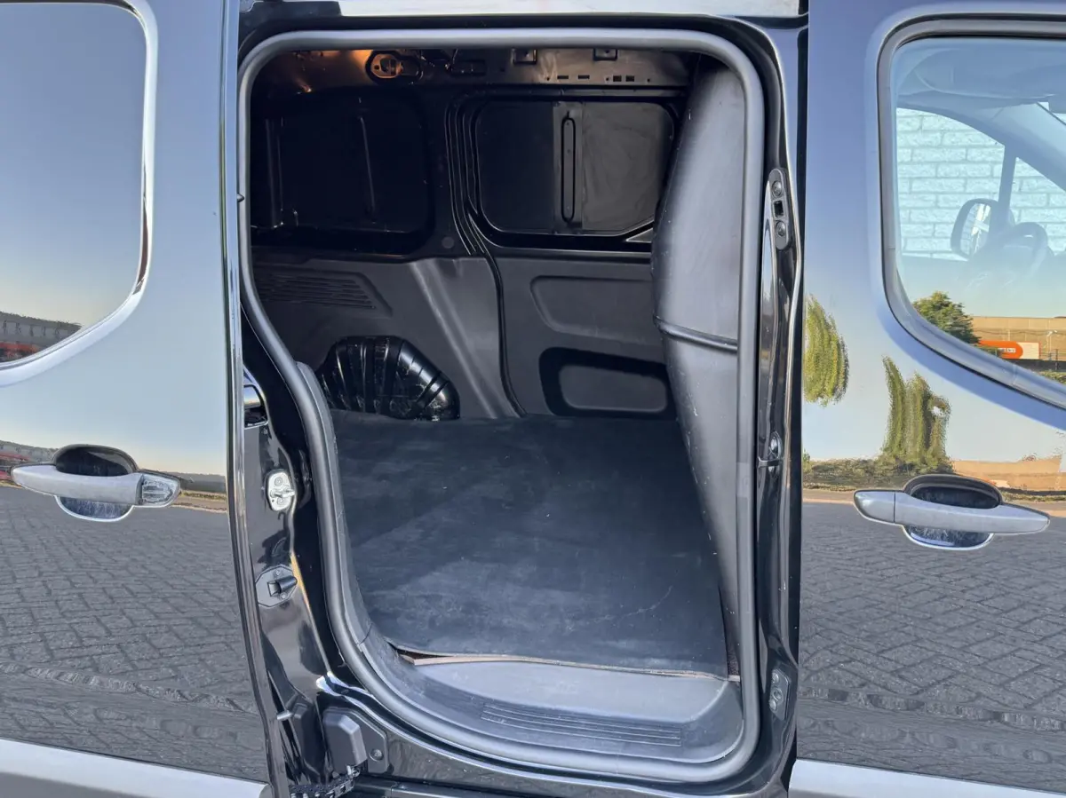 1.6D Edition Trekhaak/Carplay/Navi/Cruise/DAB/Parkeersensoren
