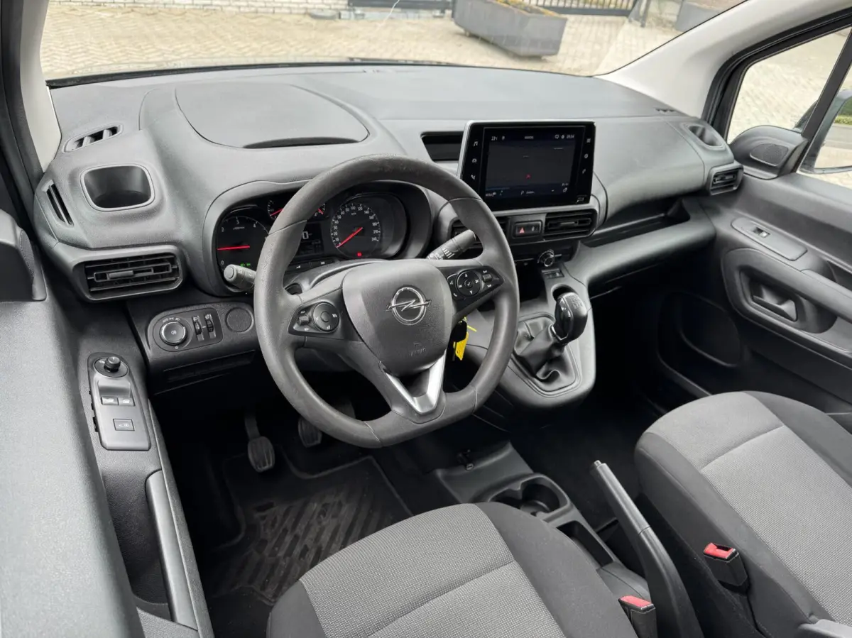 1.6D Edition Trekhaak/Carplay/Navi/Cruise/DAB/Parkeersensoren