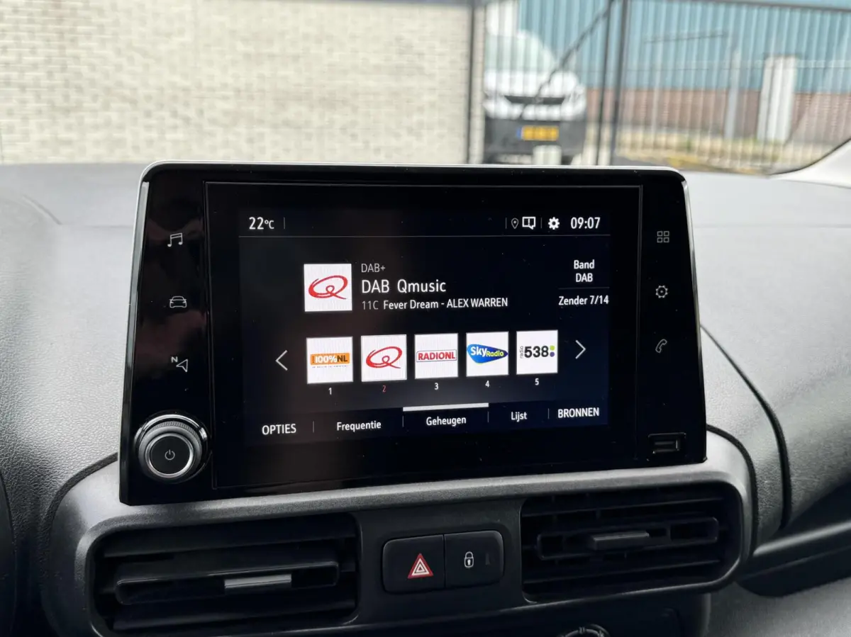 1.6D Edition Trekhaak/Carplay/Navi/Cruise/DAB/Parkeersensoren