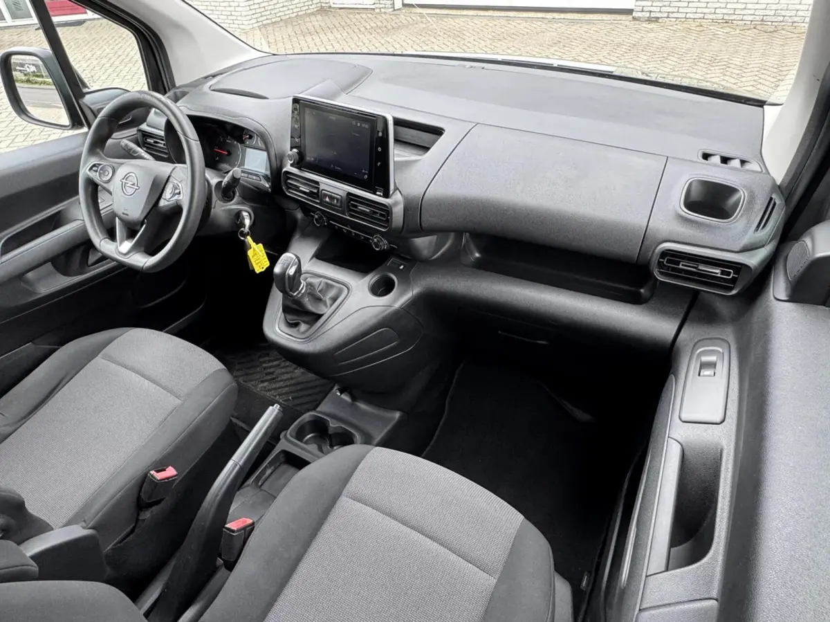 1.6D Edition Trekhaak/Carplay/Navi/Cruise/DAB/Parkeersensoren