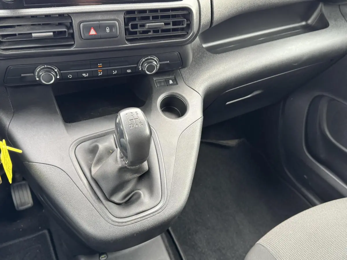 1.6D Edition Trekhaak/Carplay/Navi/Cruise/DAB/Parkeersensoren