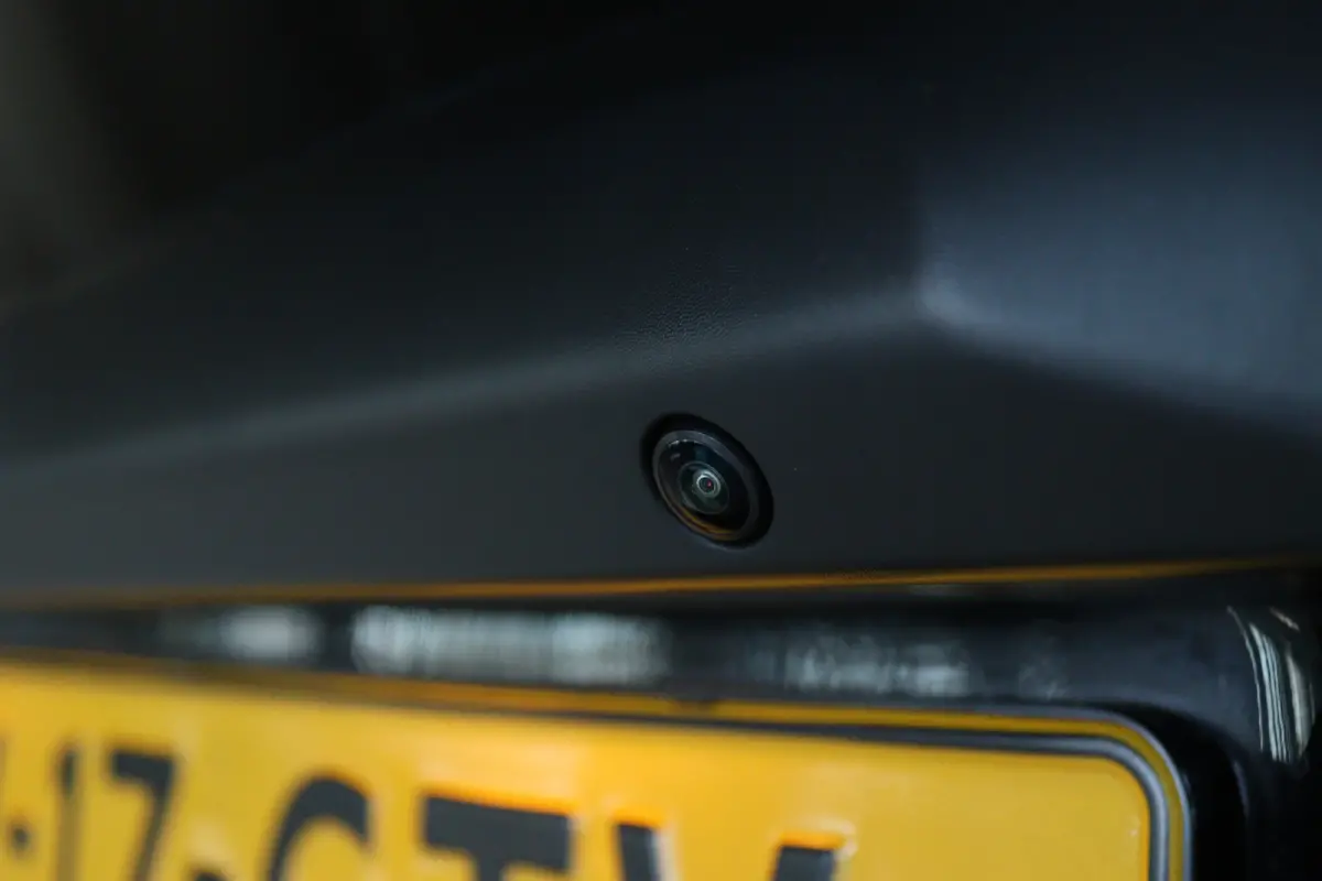 2.0 BlueHDi 145 S&S L2 | Cruise Control | Betimmering | Camera | Carplay | Climate | Keyless | Dodehoekbewaking | Stuurverwarming | LMV