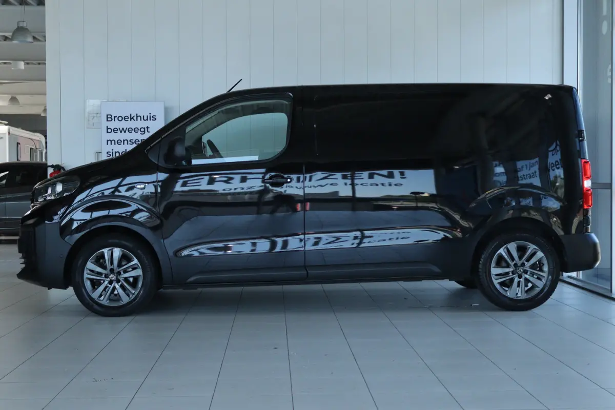 2.0 BlueHDi 145 S&S L2 | Cruise Control | Betimmering | Camera | Carplay | Climate | Keyless | Dodehoekbewaking | Stuurverwarming | LMV