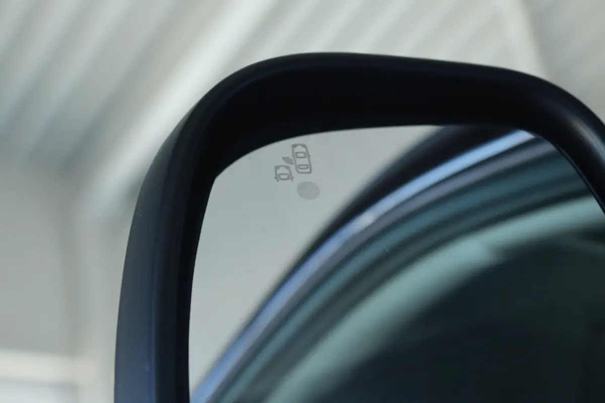 2.0 BlueHDi 145 S&S L2 | Cruise Control | Betimmering | Camera | Carplay | Climate | Keyless | Dodehoekbewaking | Stuurverwarming | LMV