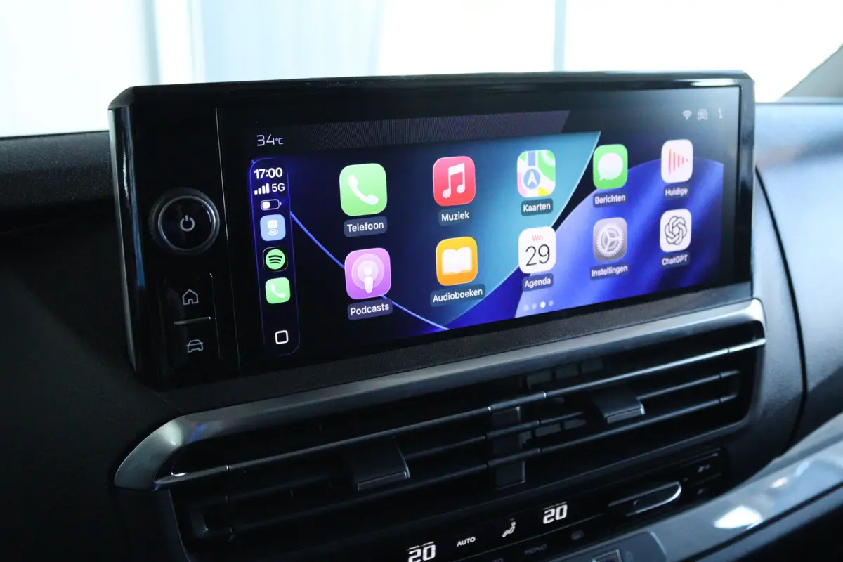 2.0 BlueHDi 145 S&S L2 | Cruise Control | Betimmering | Camera | Carplay | Climate | Keyless | Dodehoekbewaking | Stuurverwarming | LMV