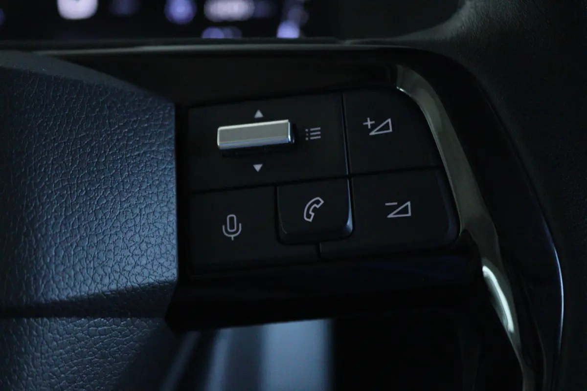 2.0 BlueHDi 145 S&S L2 | Cruise Control | Betimmering | Camera | Carplay | Climate | Keyless | Dodehoekbewaking | Stuurverwarming | LMV