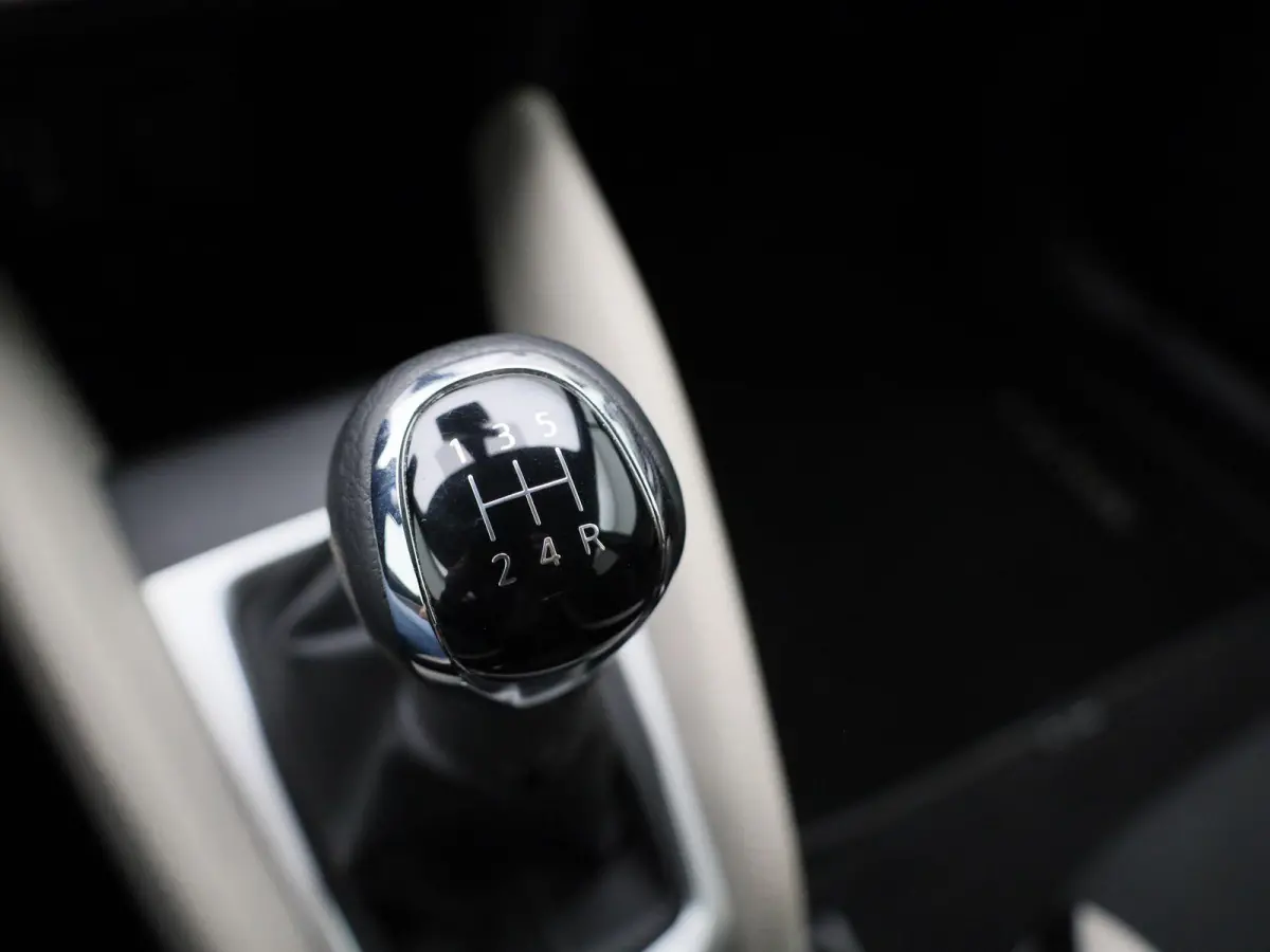 1.0 IG-T N-Design | APPLE CARPLAY | ANDROID AUTO | AIRCO | PARKEERSENSOREN ACHTER | NAVIGATIE | CRUISE CONTROL | GETINTE RUITEN ACHTER | LICHTMETALEN VELGEN | LED DAGRIJVERLICHTING |