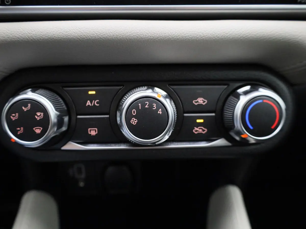 1.0 IG-T N-Design | APPLE CARPLAY | ANDROID AUTO | AIRCO | PARKEERSENSOREN ACHTER | NAVIGATIE | CRUISE CONTROL | GETINTE RUITEN ACHTER | LICHTMETALEN VELGEN | LED DAGRIJVERLICHTING |