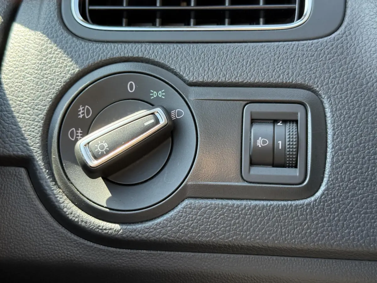 1.0 BlueMotion Edition 1e Eigenaar|Navi|Airco|Carplay|Dealer Onderhouden|Elek Ramen|LM Velgen|PDC V+A|N.A.P.|APK tot 05-2027