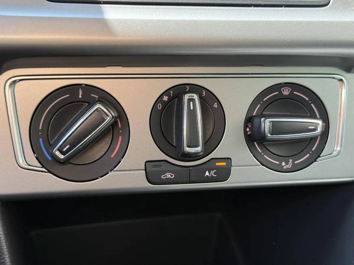 1.0 BlueMotion Edition 1e Eigenaar|Navi|Airco|Carplay|Dealer Onderhouden|Elek Ramen|LM Velgen|PDC V+A|N.A.P.|APK tot 05-2027